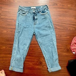 PacSun Mom Jeans Size 28, Never Worn